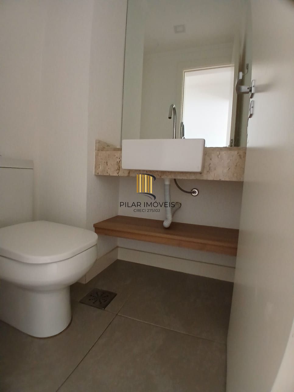 Apartamento  com 3 dormitorios e suite no Menino Deus, Porto Alegre/RS