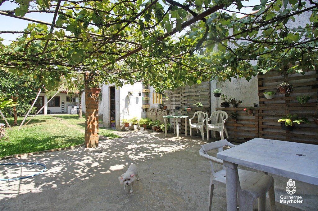 Casa para Venda - 354.24m², 3 dormitórios, sendo 1 suites, 3 vagas - Bom Jesus