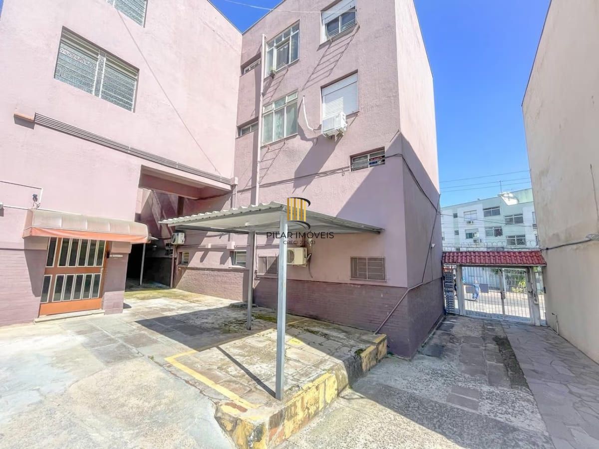 Apartamento de 3 dormitorios à venda em São Sebastião, Porto Alegre.