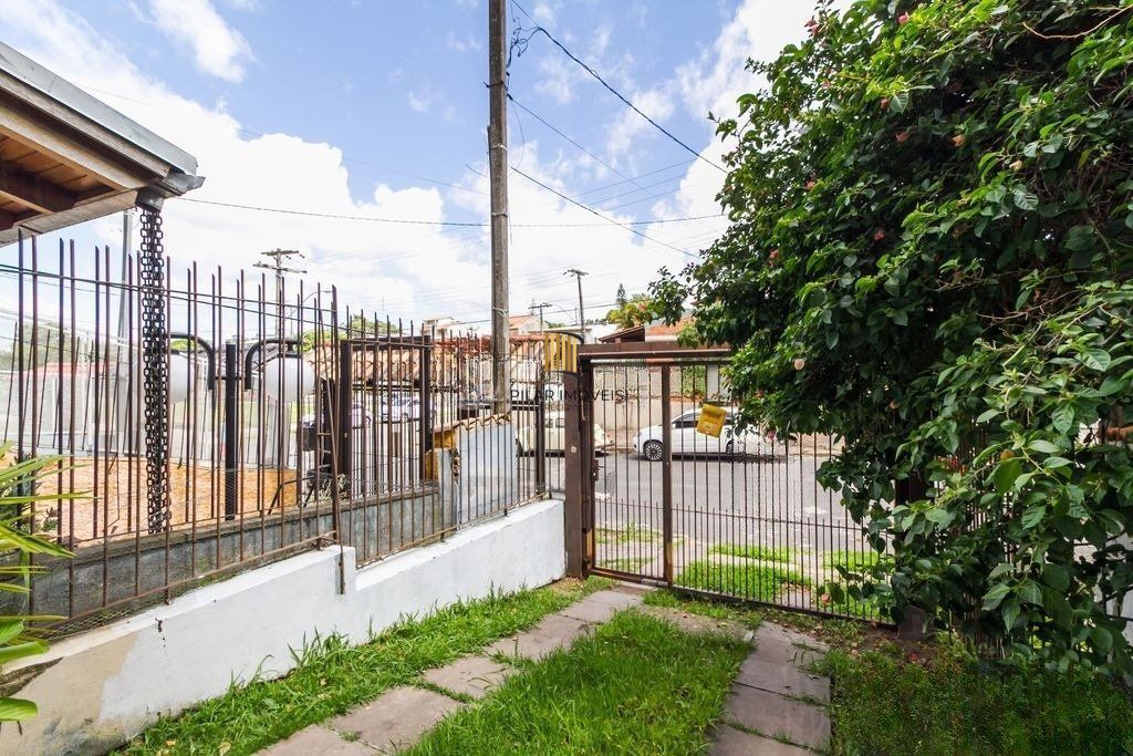 Casa de 117m² - 3 dormitórios e 1 vaga no bairro Hípica