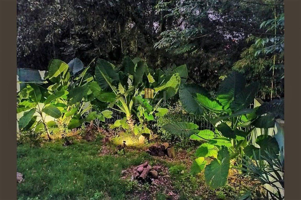 Casa para Venda - 160m², 3 dormitórios, sendo 1 suite, 2 vagas - Teresópolis