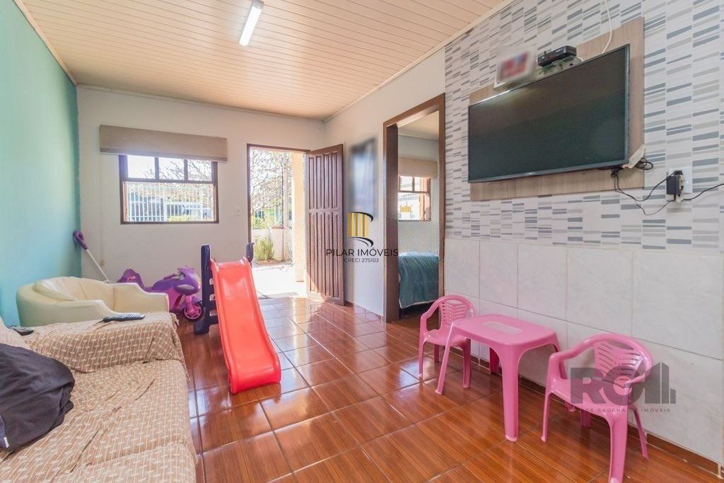 Casa com 4 dormitórios no bairro Santa Maria Goretti