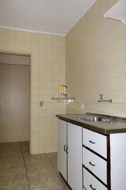 Apartamento de 02 quartos no Partenon