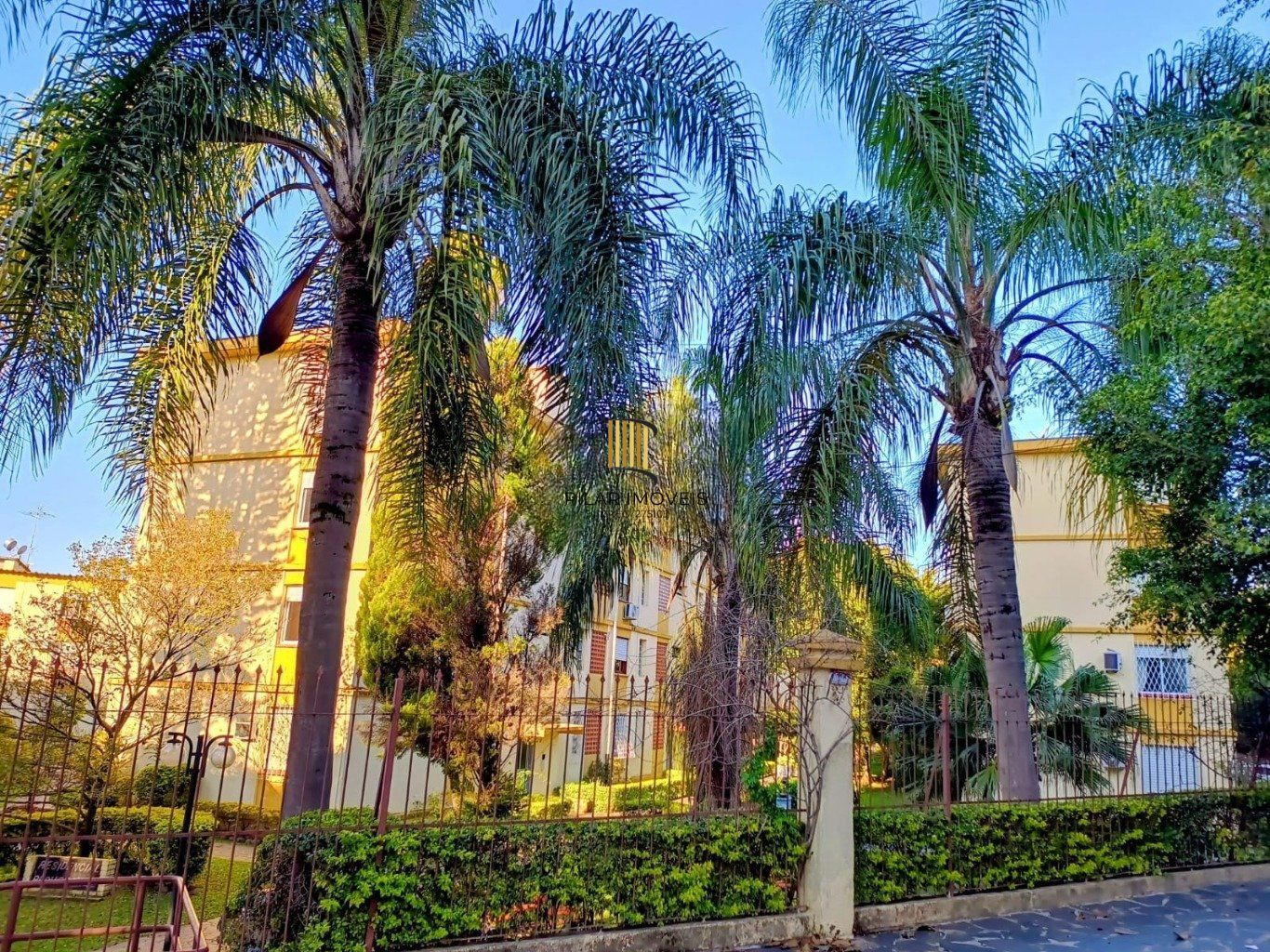 Apartamento à venda com 3 quartos 63 m²