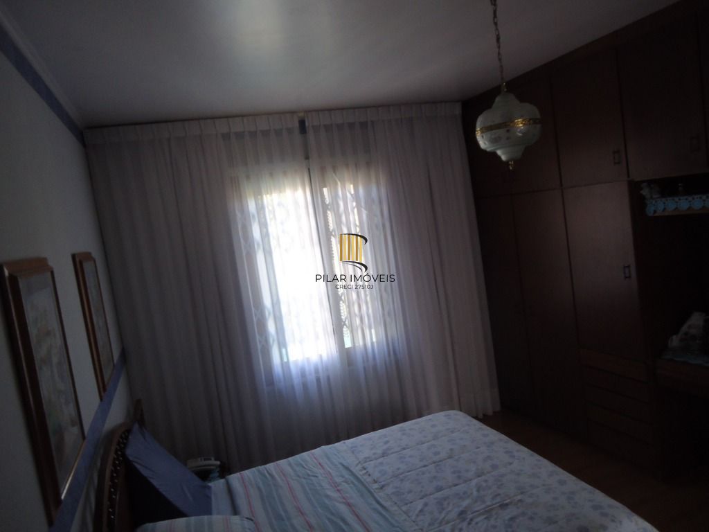 Casa para Venda - 750m², 4 dormitórios, sendo 2 suites, 5 vagas - Santa Tereza