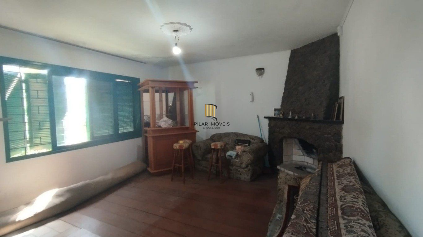 Casa com 4 quartos e 257m² à venda em Guarujá, Porto Alegre.