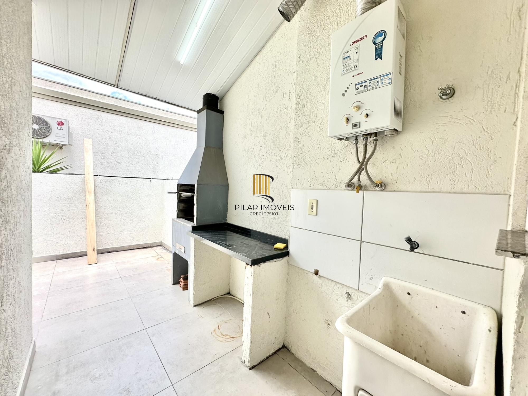 Casa de Condomínio 2 dormitórios no bairro Hípica