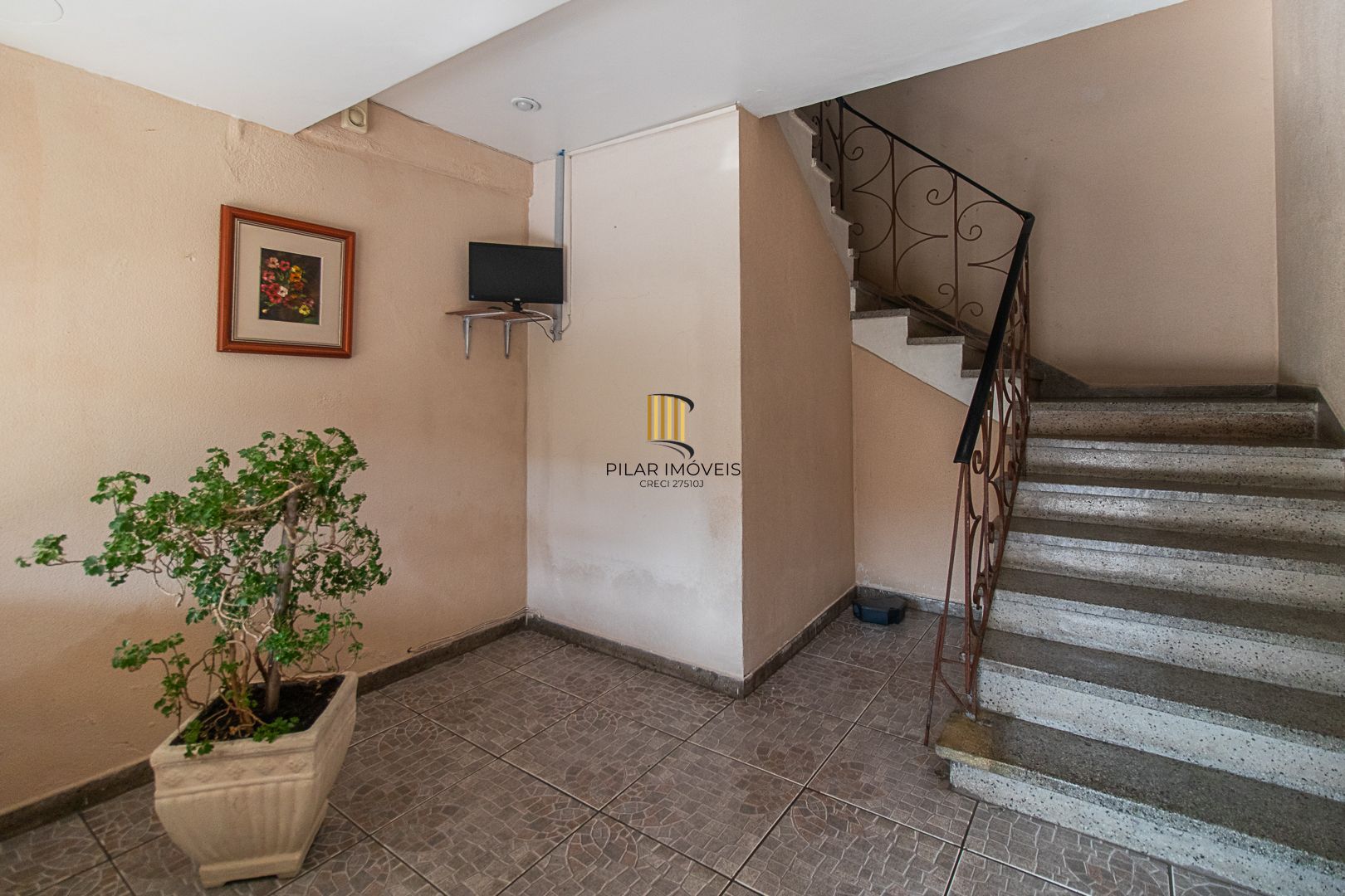 Apartamento de 03 dormitorios no bairro Teresopolis Porto Alegre-RS