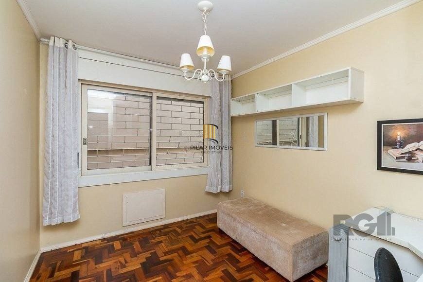 Apartamento 82m² - 2 dormitórios, 1 vaga no bairro Menino Deus