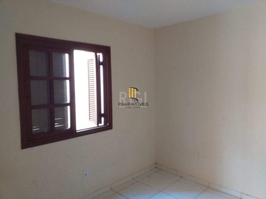 Casa para Venda - 200m², 6 dormitórios, 4 vagas - Tristeza