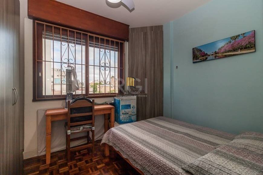 Apartamento 100m² no bairro Farroupilha - semi mobiliado, 3 dormitórios, 1 suíte e 1 vaga