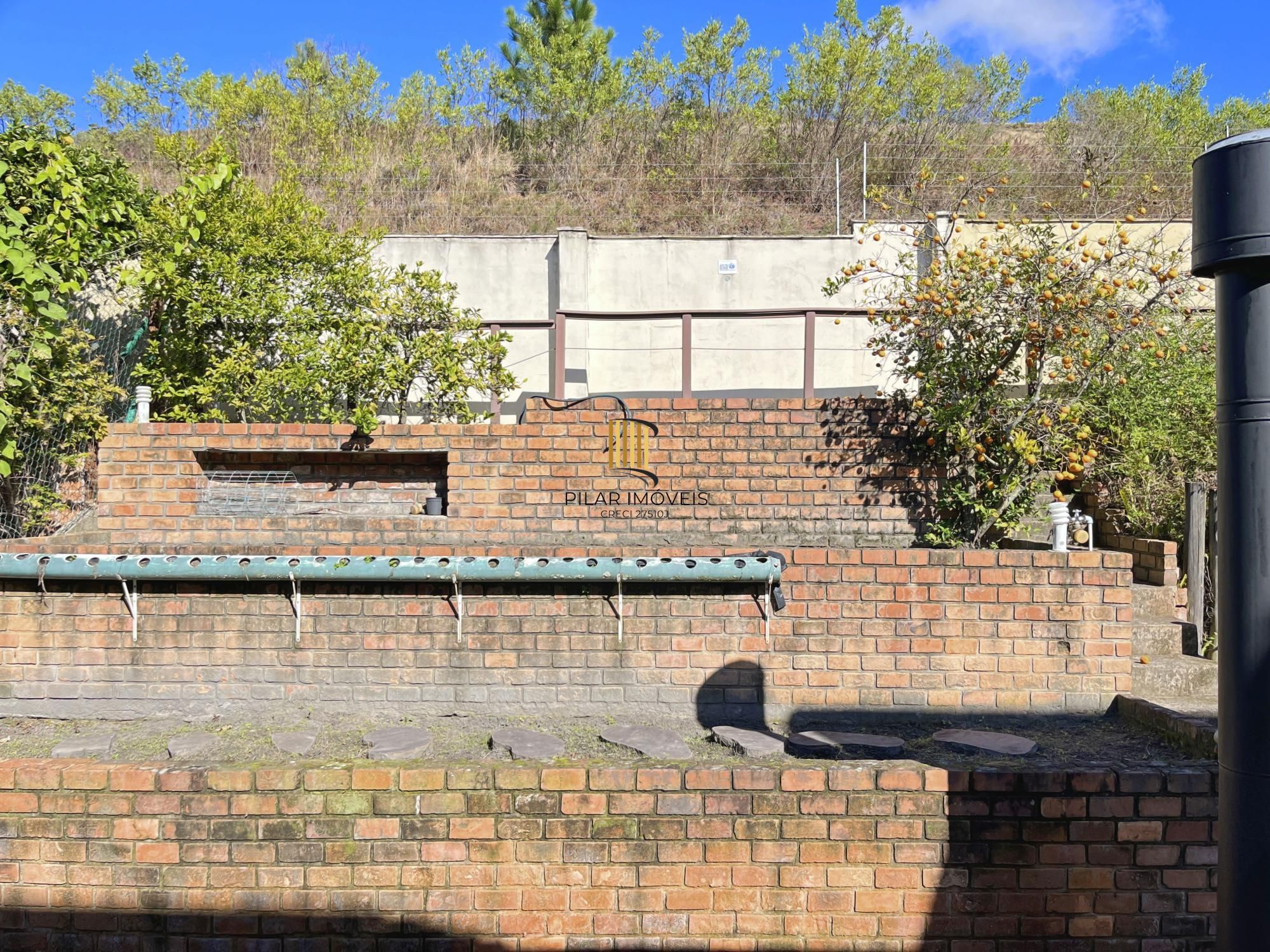 Casa de Condomínio 4 dormitórios no bairro Teresópolis