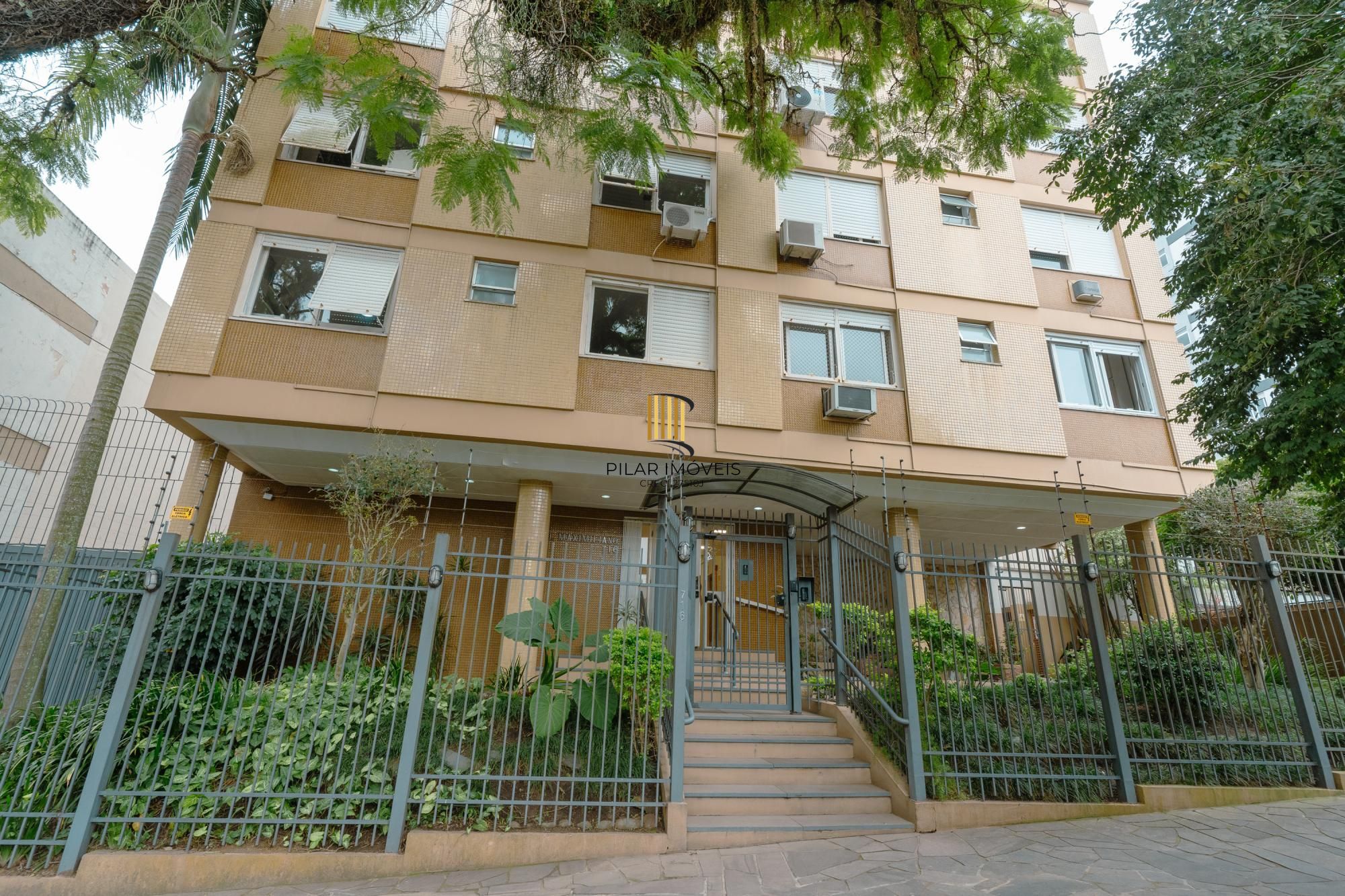 Apartamento de 2 dormitorios à venda em Higienópolis, Porto Alegre.