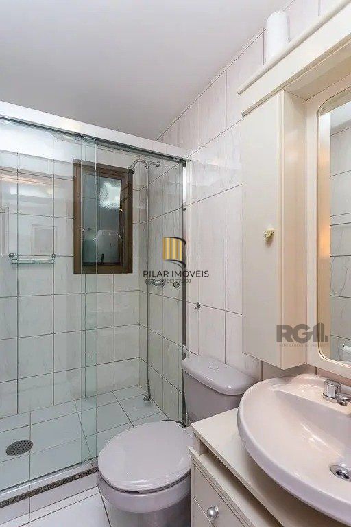 Apartamento com 3 dormitórios no bairro Jardim Carvalho