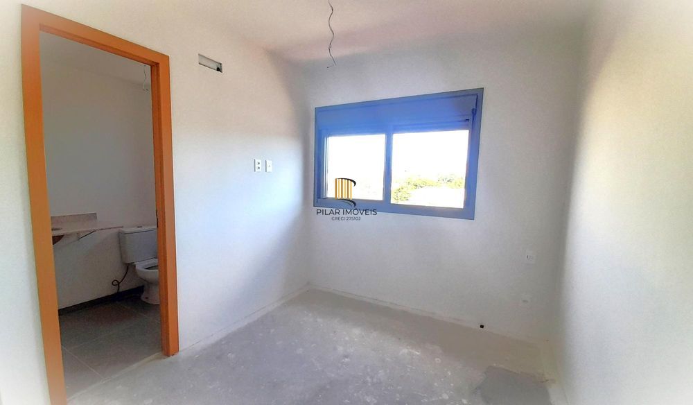 Apartamento com 02 dormitorios com suite, 1 vaga a venda no bairro Santana- Porto alegre