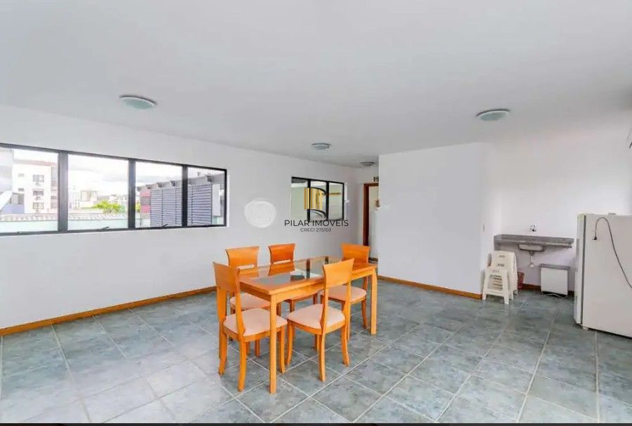 Sala Comercial com vaga coberta no Bairro Menino Deus Porto Alegre