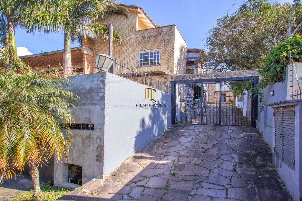 Casa em condomínio de 177m², 3 dormitórios, 1 vaga no bairro Ipanema