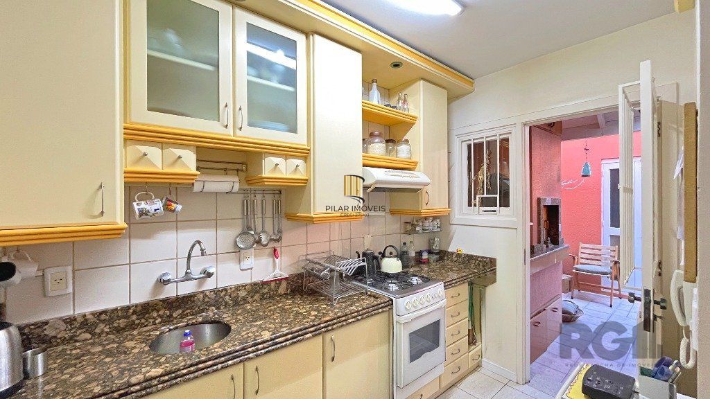 Casa Condominio 3 Dormitório(s) Bairro Teresópolis
