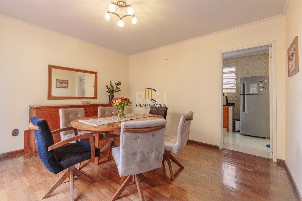 Casa a venda com 400m², bairro, Teresópolis