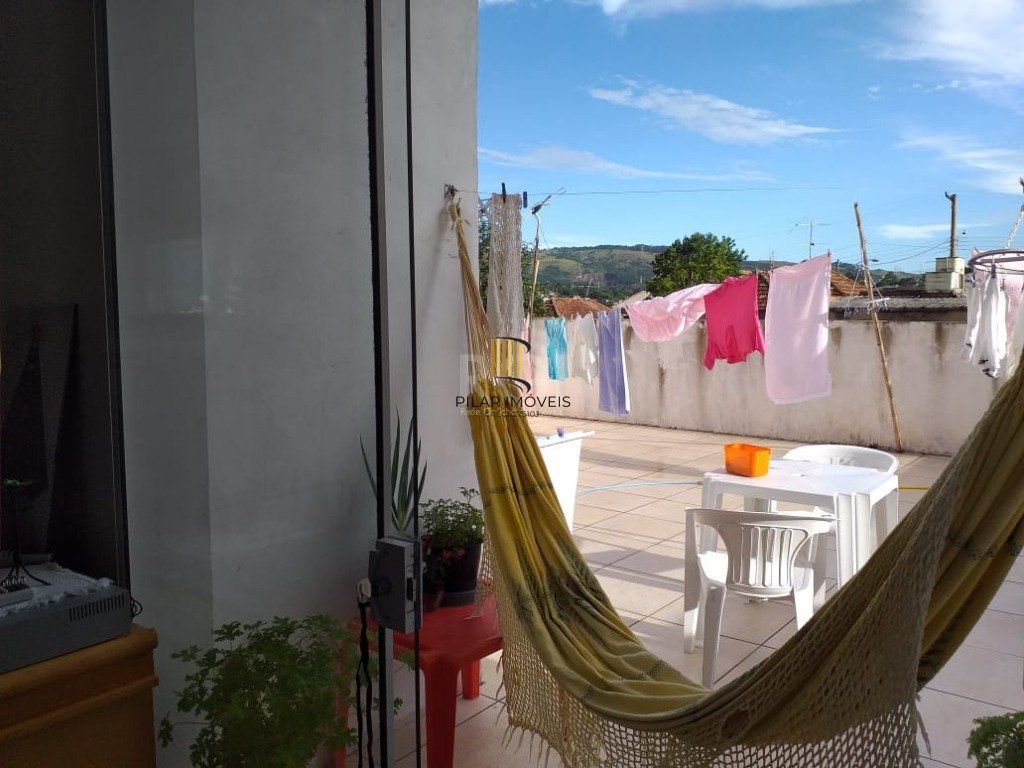 Casa para Venda - 153m², 5 dormitórios, sendo 3 suites, 4 vagas - Jardim Itu Sabará