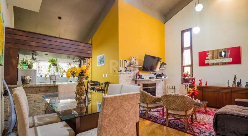 Casa para Venda - 294.4m², 4 dormitórios, sendo 2 suites, 2 vagas - Nonoai