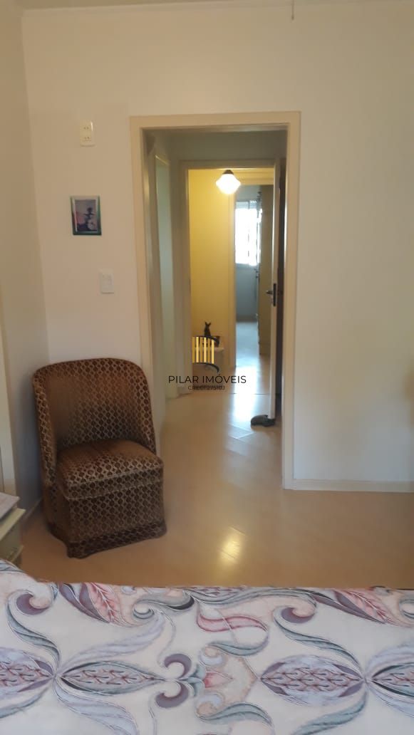 Apartamento para venda de 3 dormitórios, no bairro Teresópolis em Porto Alegre/RS.