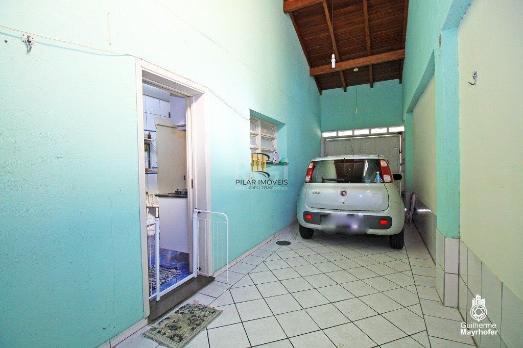 Casa para Venda - 130m², 3 dormitórios, sendo 1 suites, 4 vagas - Sarandi