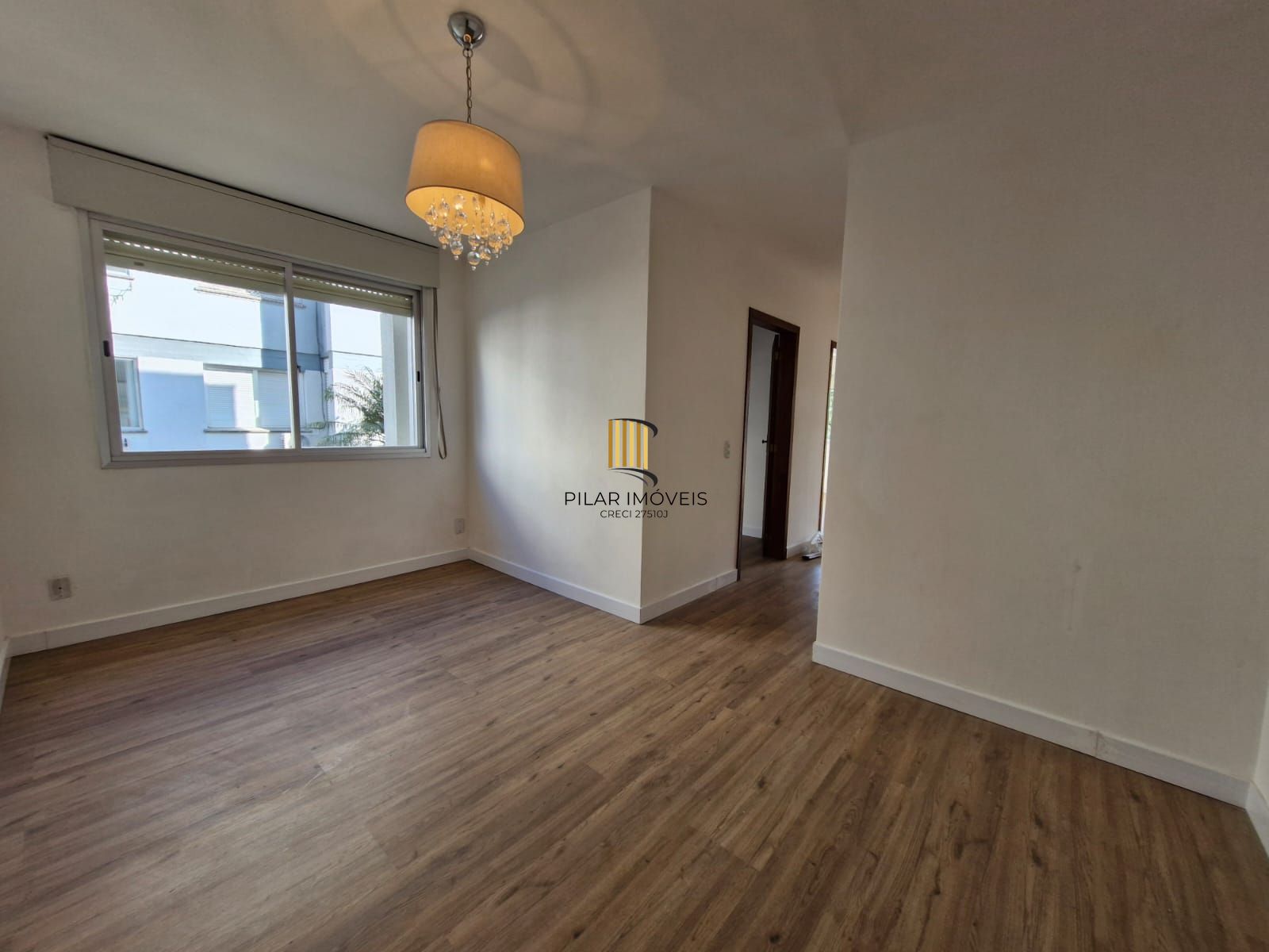 Apartamento 3 dormitórios na rua Corronel Massot, Cristal.