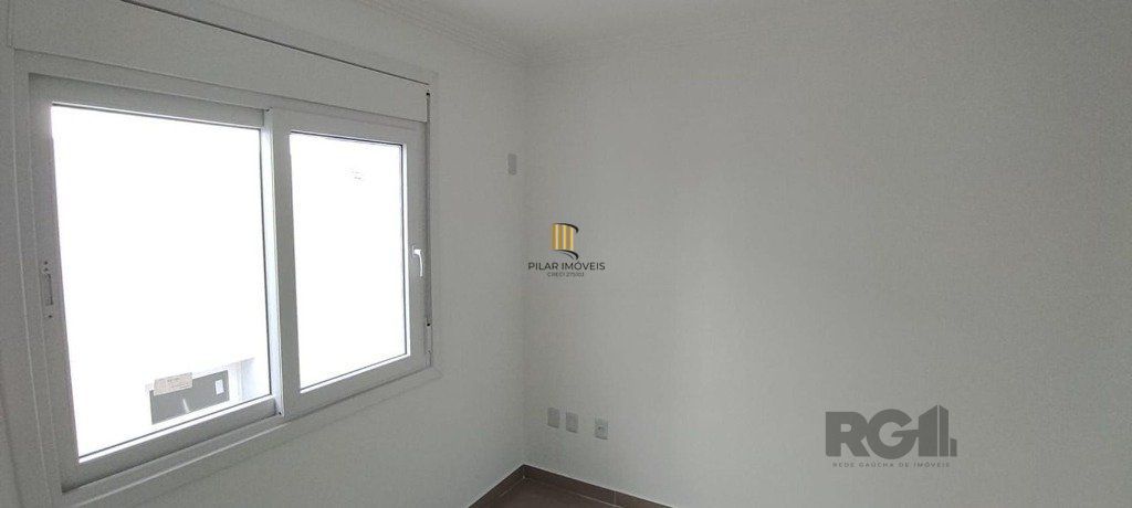 Casa de 3 dormitórios no bairro Hípica