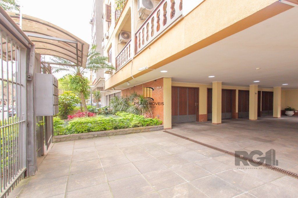 Apartamento 2 dormitórios e 2 banheiros no bairro Santa Cecília
