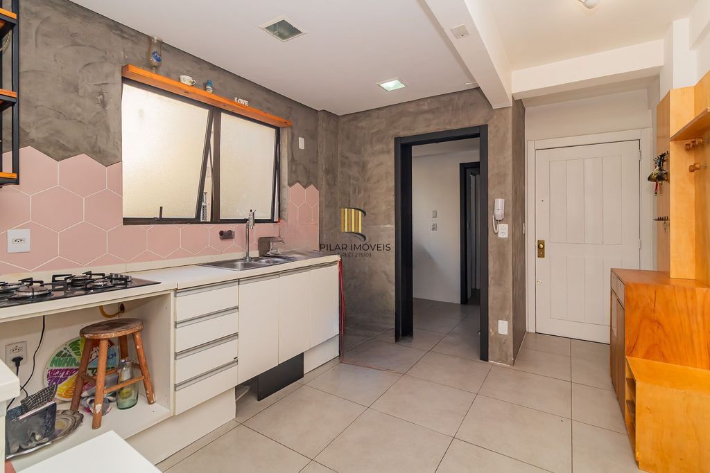 Apartamento à venda com 2 quartos 96 m² na Rua Coronel paulino teixeira, rio branco, porto alegre