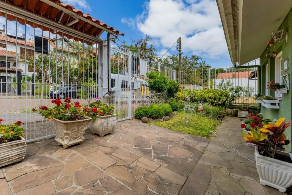 Casa 3 dormitórios no bairro Bela Vista