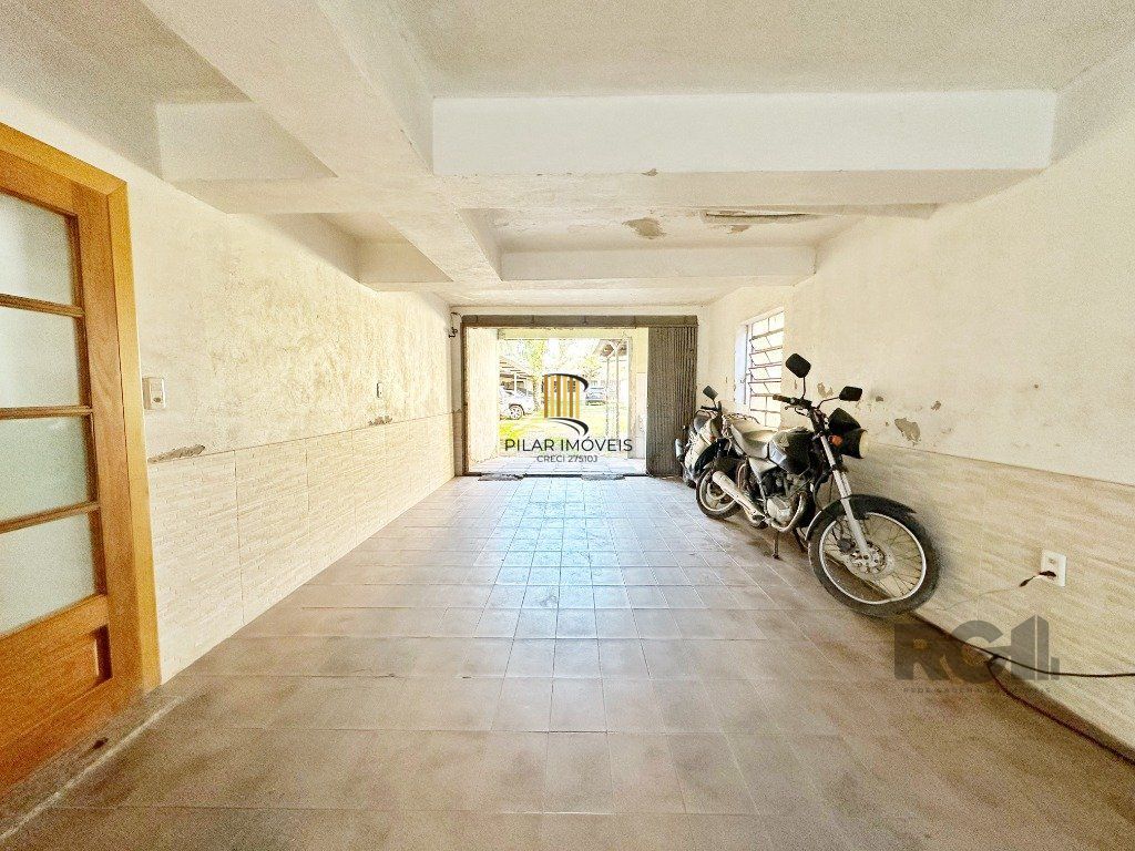 Casa comercial ou residencial com 14 vagas próxima á av. Teresópolis