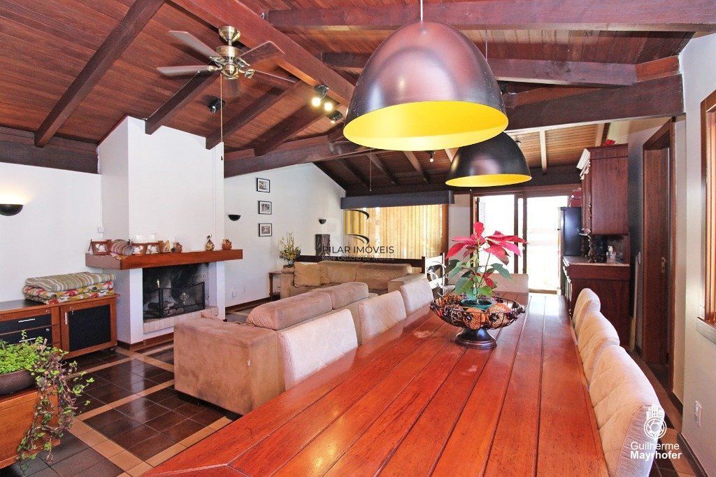 Cobertura para Venda - 230m², 3 dormitórios, sendo 2 suites, 2 vagas - Auxiliadora