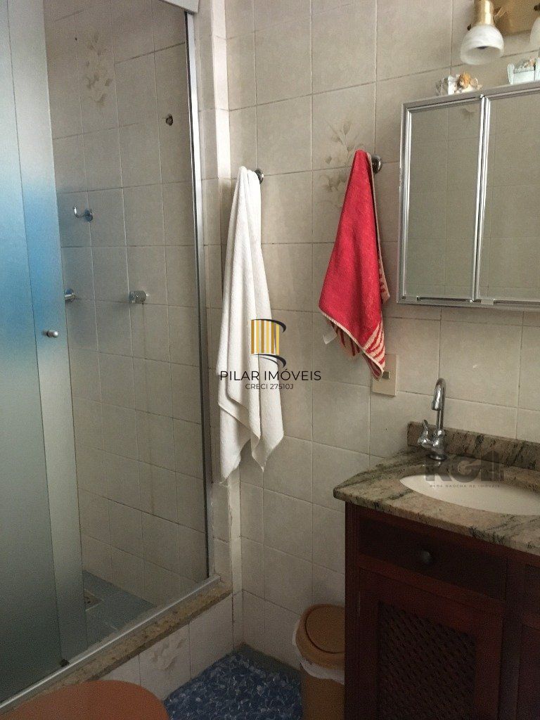 Apartamento de 3 dormitórios Térreo no bairro Moinhos de Vento