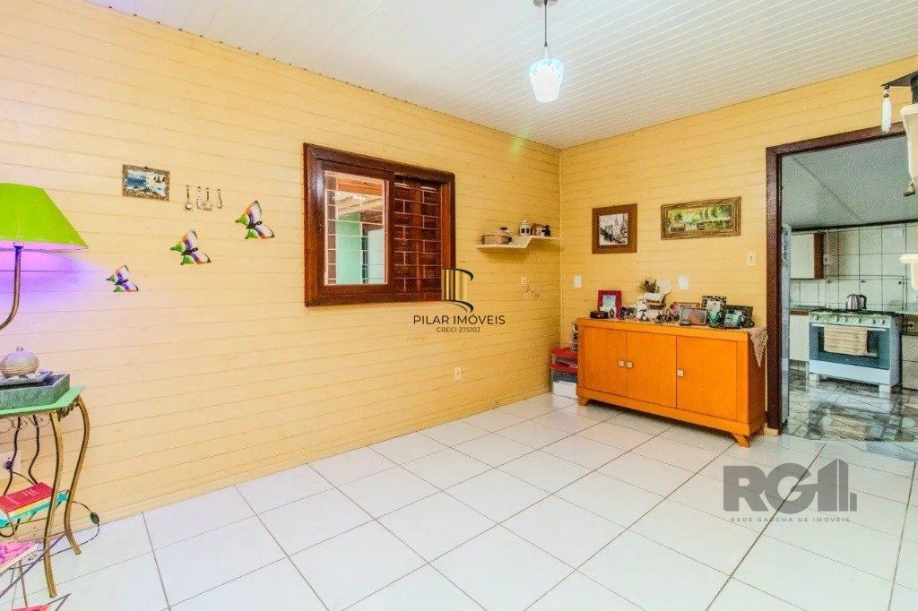 Casa com 3 dormitórios no bairro Partenon