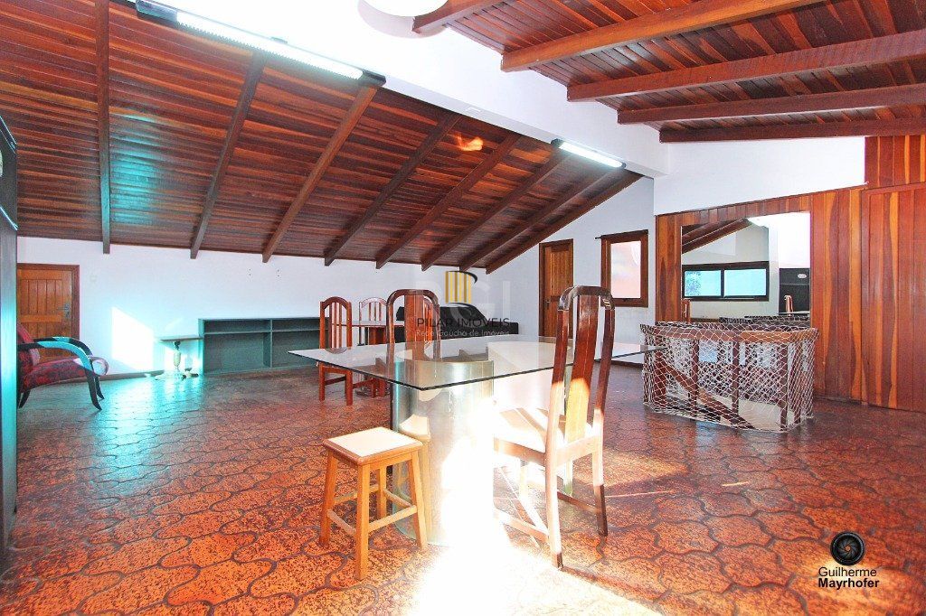 Casa para Venda - 180m², 3 dormitórios, sendo 1 suites, 3 vagas - Parque dos Maias