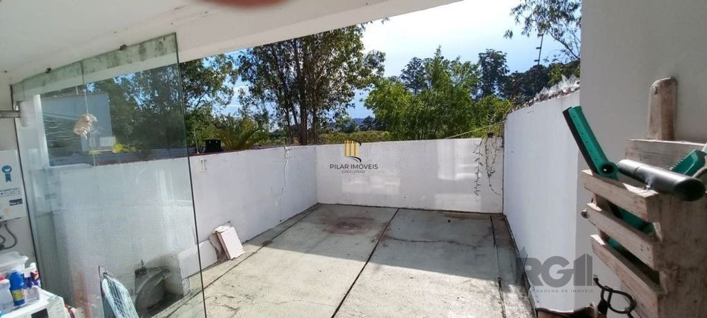 Casa com 2 dormitórios no bairro Hípica