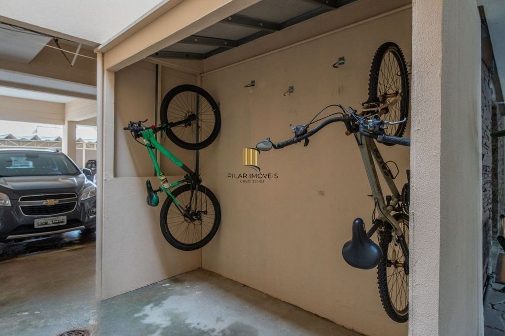 Cobertura 2 dorms à venda Rua Doutor Sebastião Leão, Azenha - Porto Alegre