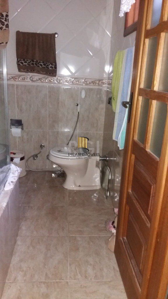 Casa para Venda - 142m², 3 dormitórios, sendo 1 suites, Partenon