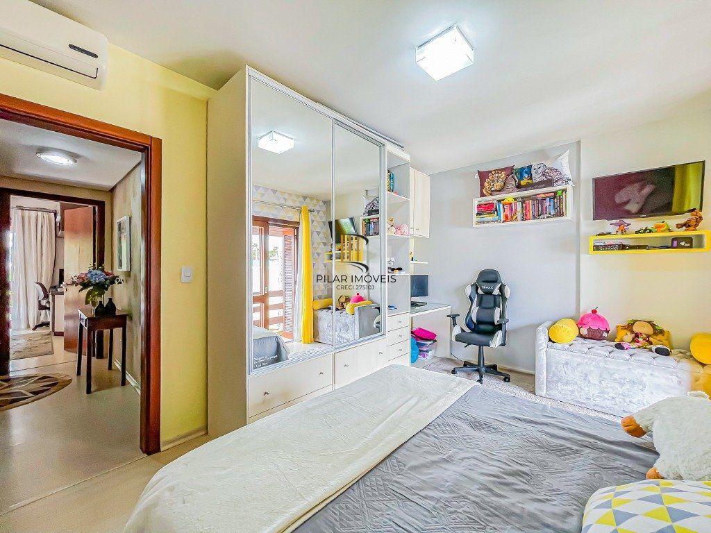 Casa Condominio para Venda - 241.06m², 4 dormitórios, sendo 2 suites, 2 vagas - Agronomia