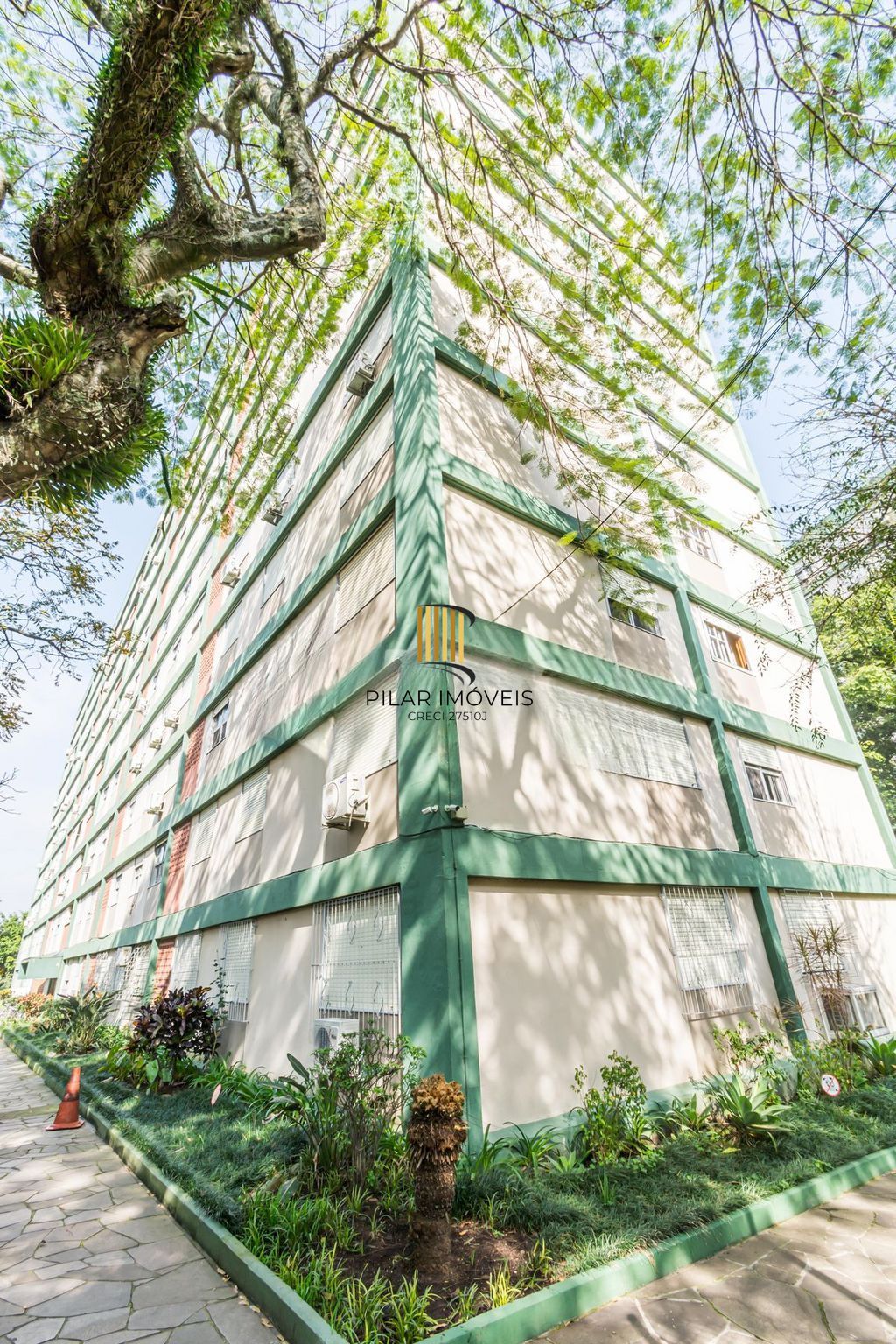 Apartamento Térreo 2 dorms à venda Rua Felizardo Furtado, Petrópolis - Porto Alegre