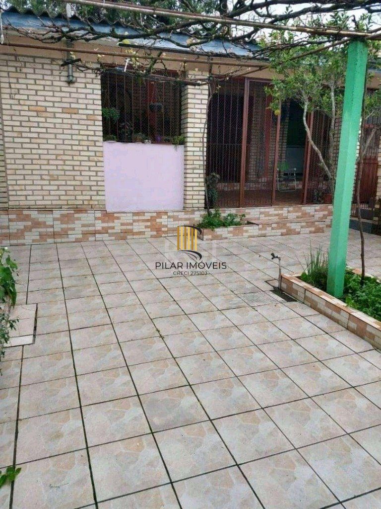 Casa para Venda - 320m², 4 dormitórios, 2 vagas - Vila Nova
