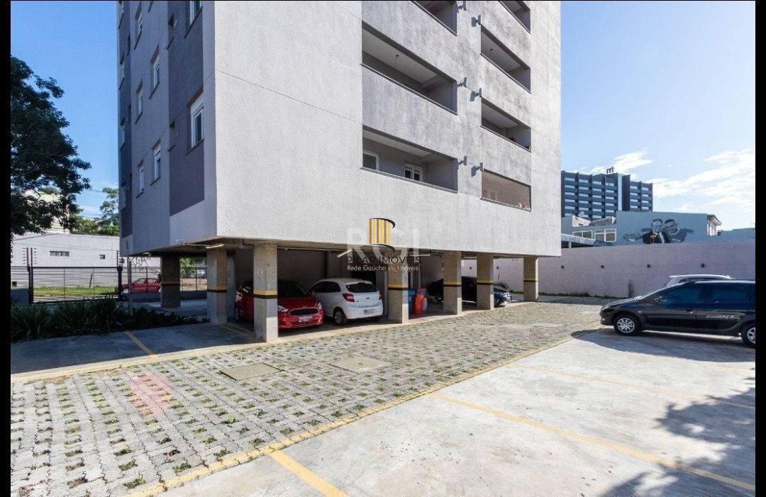 Apartamento 2 dormitórios no bairro Glória