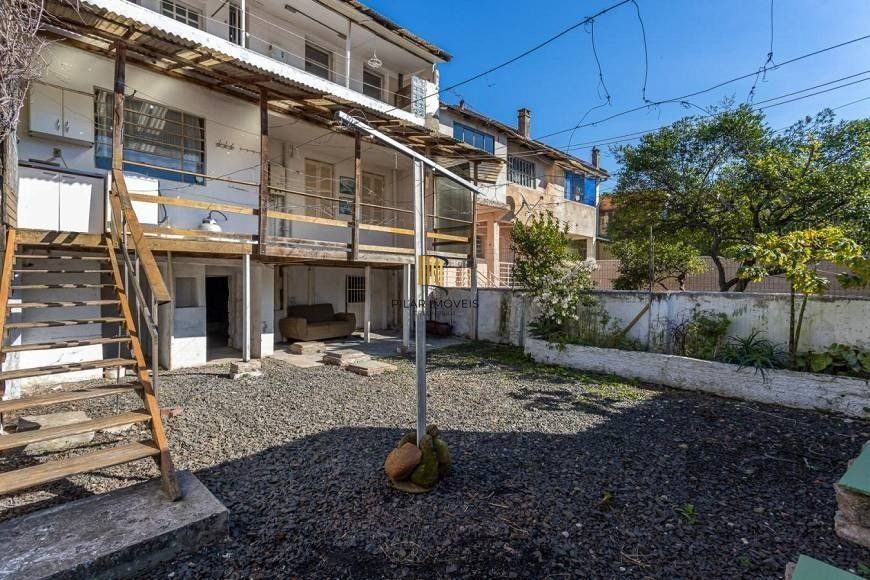 Casa 4 Dormitório(s) Bairro Medianeira