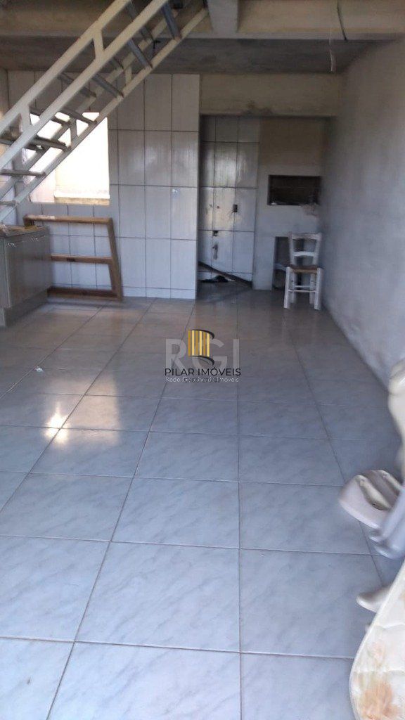 Casa para Venda - 63m², 2 dormitórios, 1 vaga - 4 Lagos