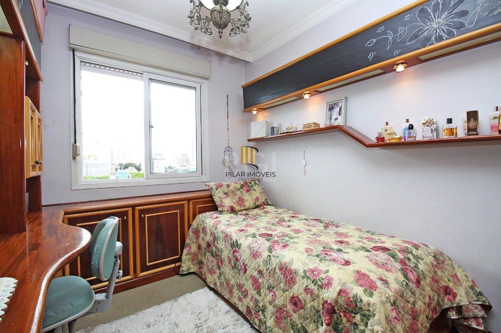 Apartamento para Venda - 72m², 2 dormitórios, 1 vaga - Passo da Areia