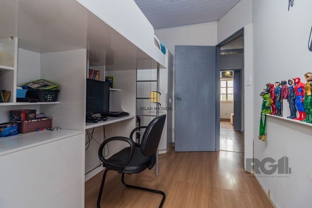 CASA DE 3 DORMITORIOS, BAIRRO Hípica