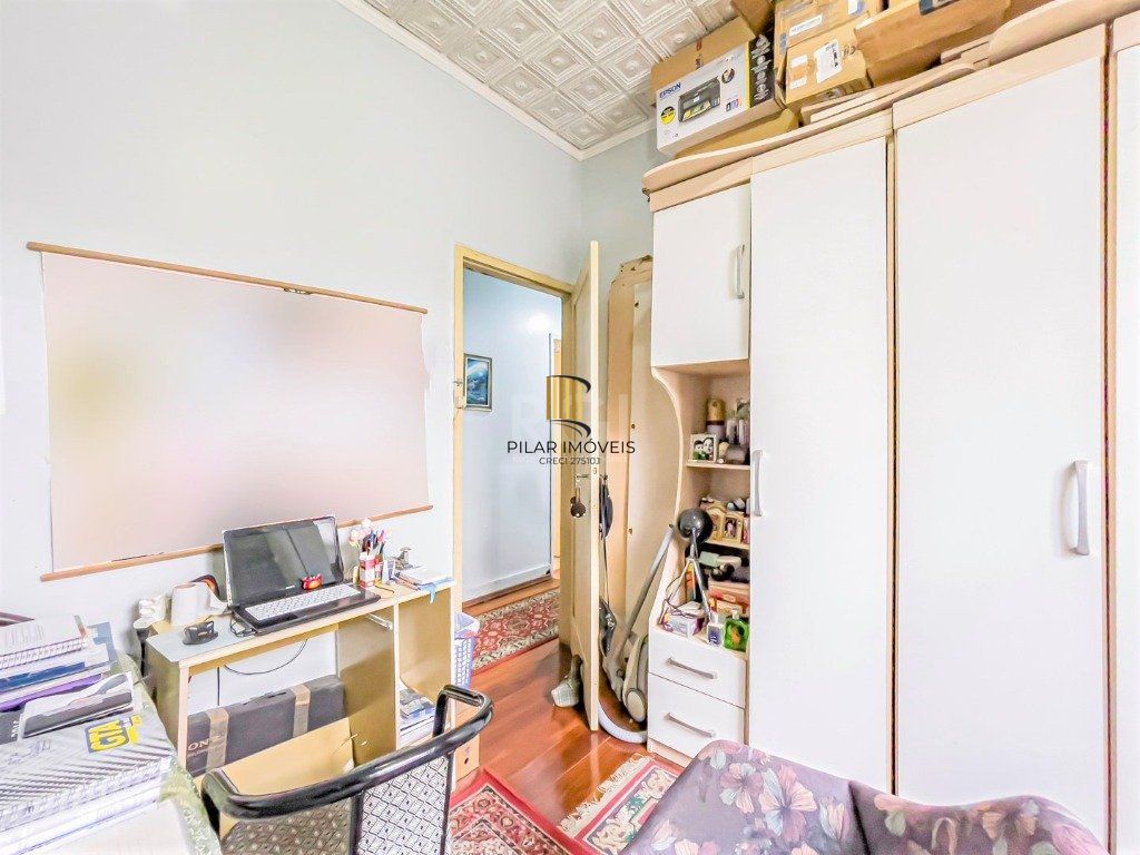 Casa para Venda - 212m², 3 dormitórios, 3 vagas - Azenha