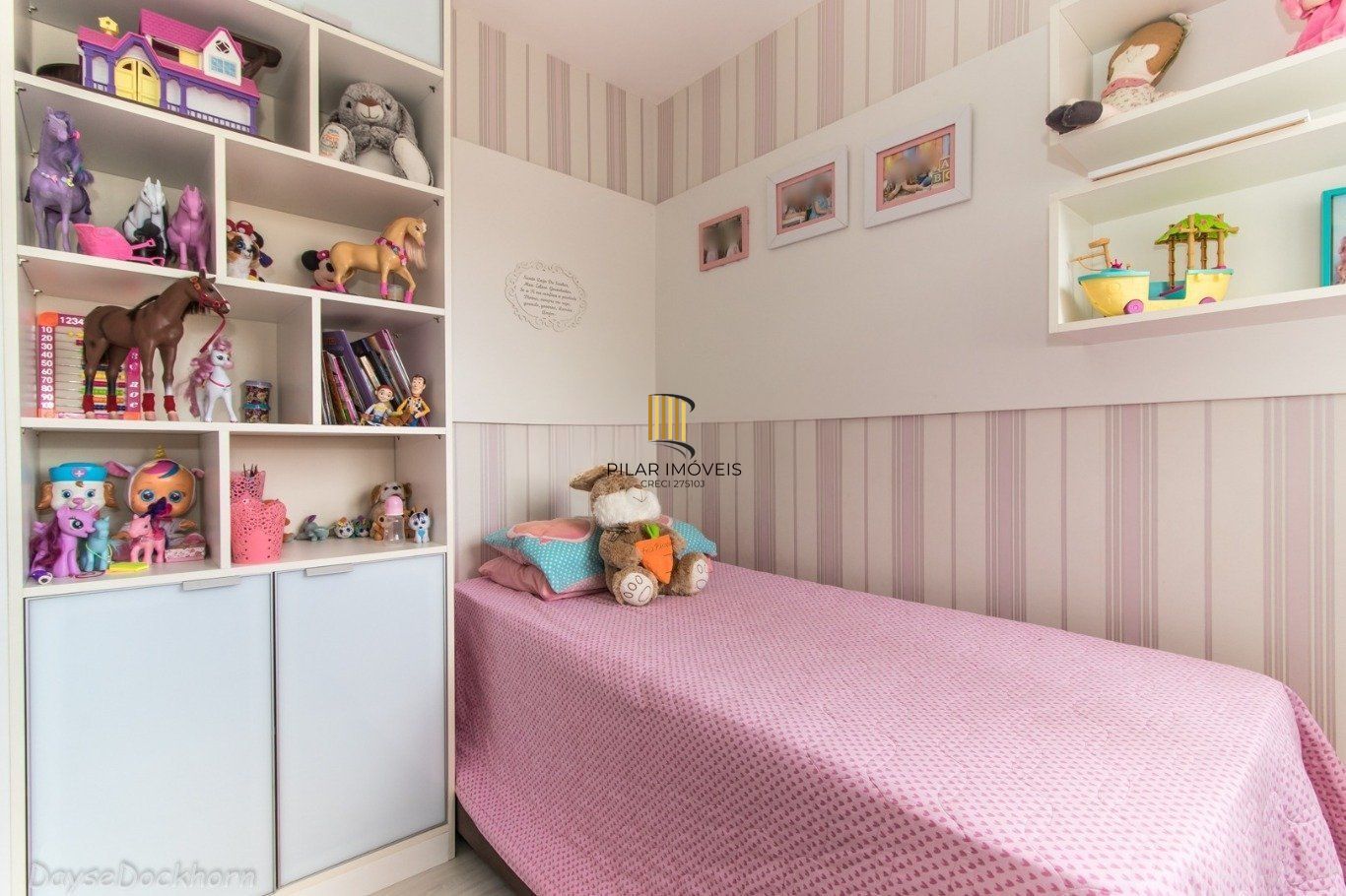 Apartamento de 3 dormitórios à venda em Sarandi, Porto Alegre.